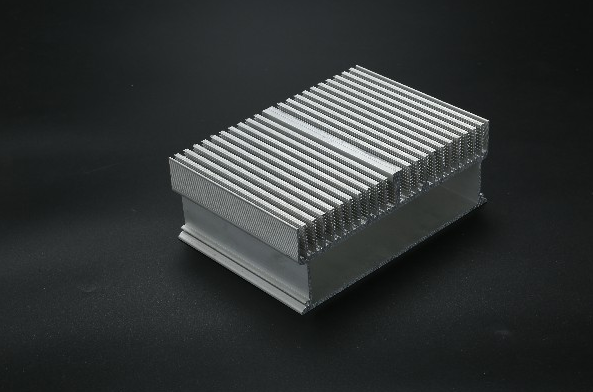 工業妖精视频免费在线观看